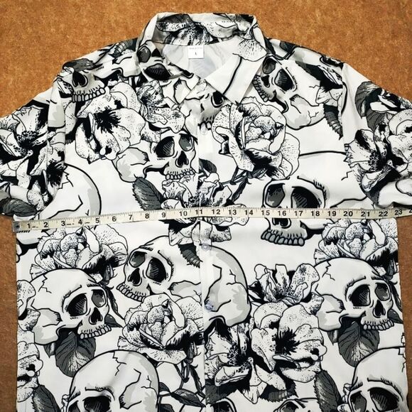 Vacation Black White Skull Short Sleeve Button Down Shirt Mens Large #1 - Picture 3 of 6